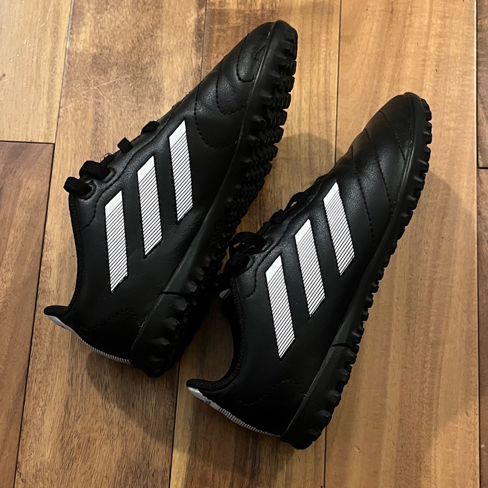 Kids Soccer Cleats Adidas Black and White Turf Shoes, big kids size 1.